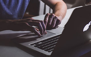 莫兰特脚踝扭伤轮椅离场 MRI检查或定灰熊命运